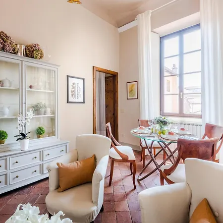 Apartman In Near Guinigi Tower