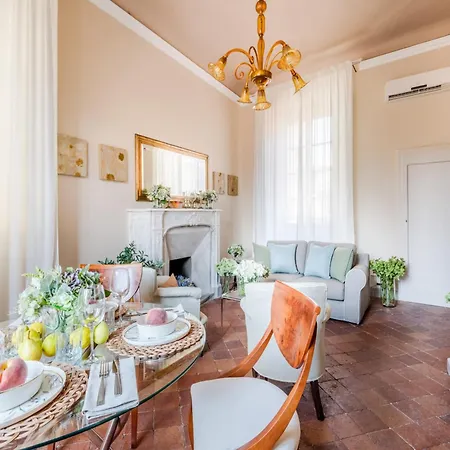 Apartman In Near Guinigi Tower